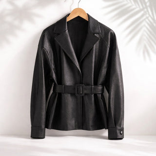 Jacke Damen in Lederoptik Tailliert in Schwarz