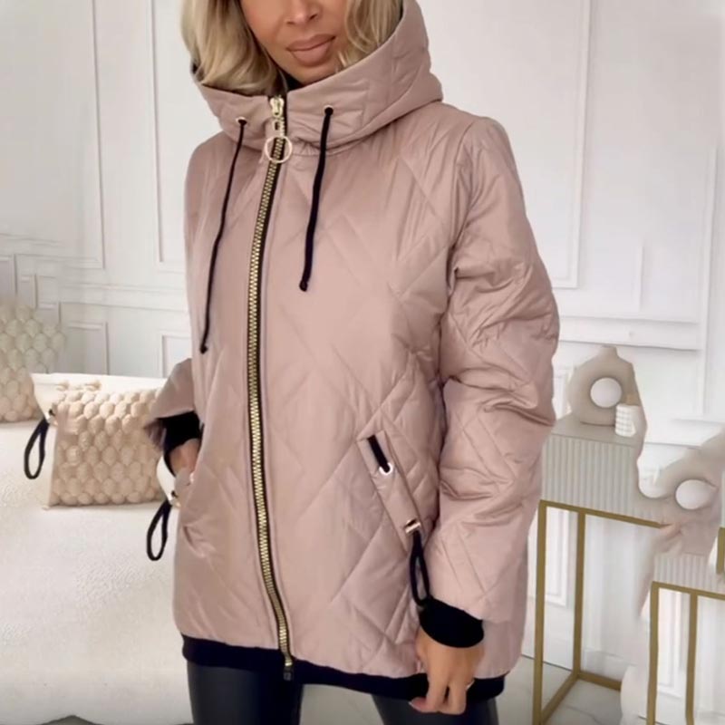 Women’s quilted jacket with hood