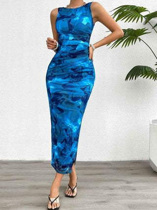 Camila – Figurbetontes Midikleid mit Wasserfarben - Print & Satin - Look - Cecile LavelleBraun
