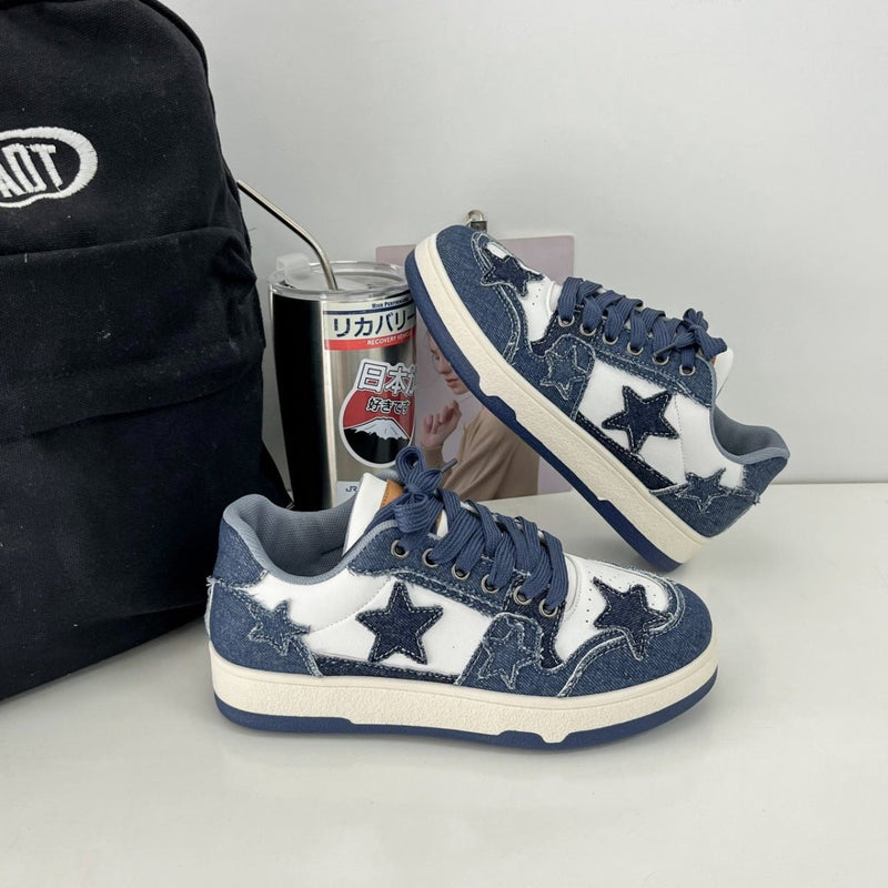 celina – denim sneakers with star applique in retro look