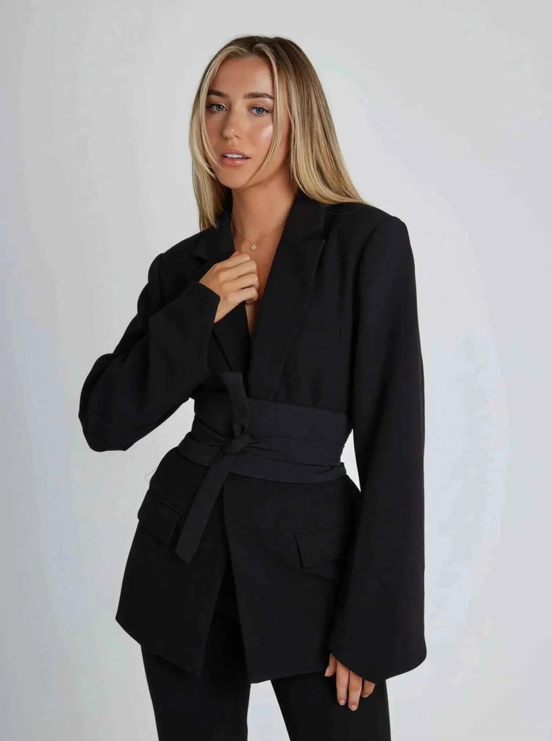 Chiara – Fitted Women's Blazer with Tie Belt & Wide Lapels