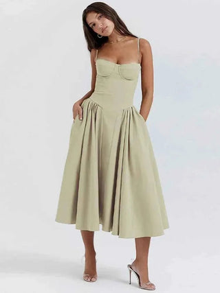 Clara – Midikleid mit Korsagenoberteil, Spaghettiträgern & ausgestelltem Rock - Cecile LavelleGrün