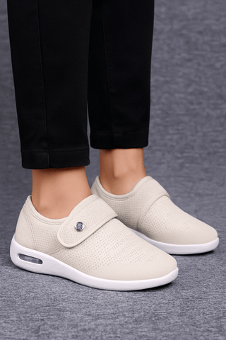 Damen Sneaker Mit Komfortsohle Und Klettverschluss - Cecile LavelleHellbraun