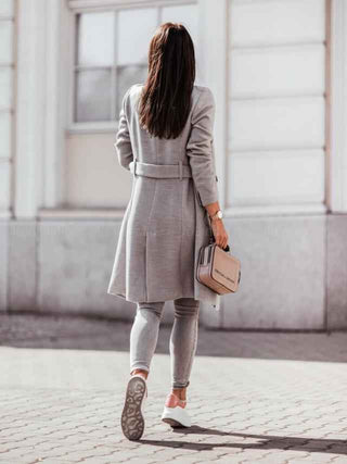 Doppelreihiger Trenchcoat tailliert - Cecile LavelleGrau