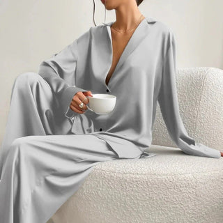 Elisa – Zweiteiliges Loungewear - Set mit Hemdbluse und weiter Hose - Cecile LavelleGrau