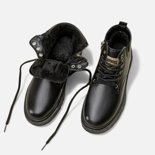 Herren Boots mit Profilsohle Robust - Cecile LavelleSchwarz
