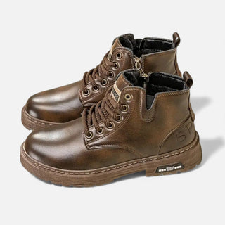 Herren Boots mit Profilsohle Robust - Cecile LavelleDunkelbraun