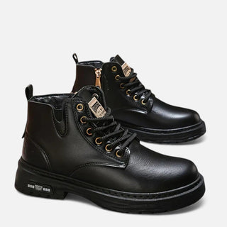 Herren Boots mit Profilsohle Robust - Cecile LavelleSchwarz