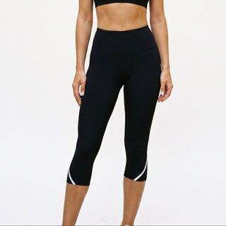 Hochtaillierte Capri - Leggings mit Bequemer Stretch - Passform - Cecile LavelleSchwarz