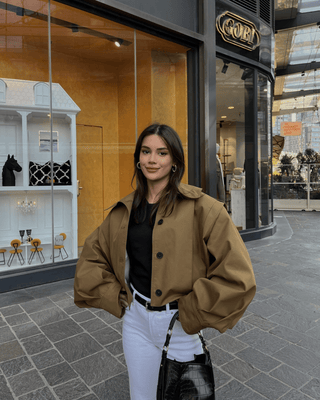 Kurze Jacke Stehkragen Oversize - Cecile LavelleOlive