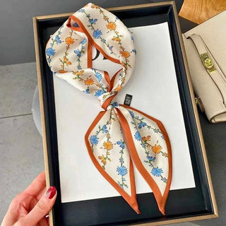 Leichter Schal mit Blumenprint - Cecile LavelleOrange