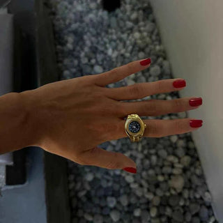 Moderne Muse Ringuhr - Cecile LavelleGold - Gelb
