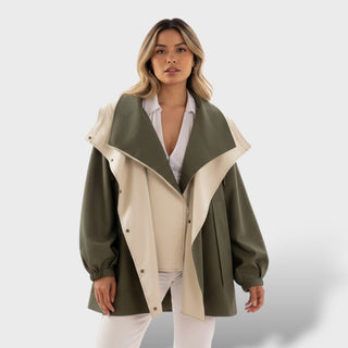 Oversized Kapuzenjacke mit Reverskragen - Cecile LavelleGrün