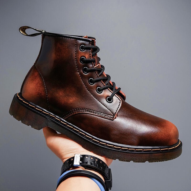 Men's Classic Lace-Up Boots