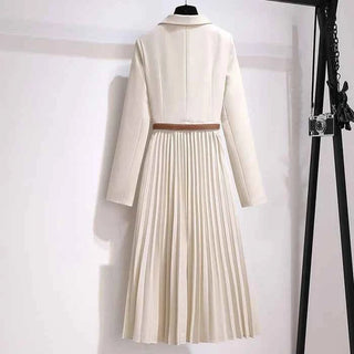 Tailliertes Plissee - Blazer - Midikleid - Cecile LavelleBeige