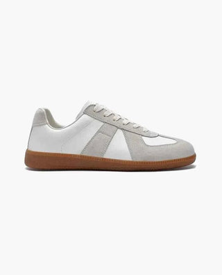 Urbane Minimalistische Sneaker - Cecile LavelleSchwarz