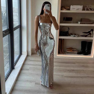 valeria – figurbetontes paillettenkleid mit square - neck & rückenausschnitt - Cecile LavelleSilber