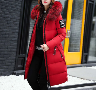 Winterjacke Damen mit Kunstfellkragen in Rot