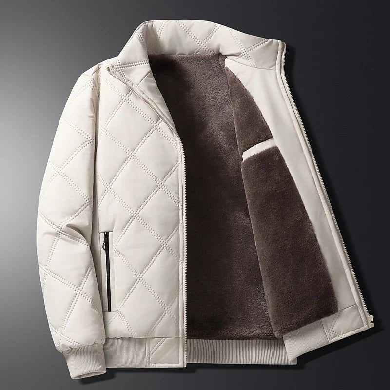 Quilted men's winter jacket with fleece lining